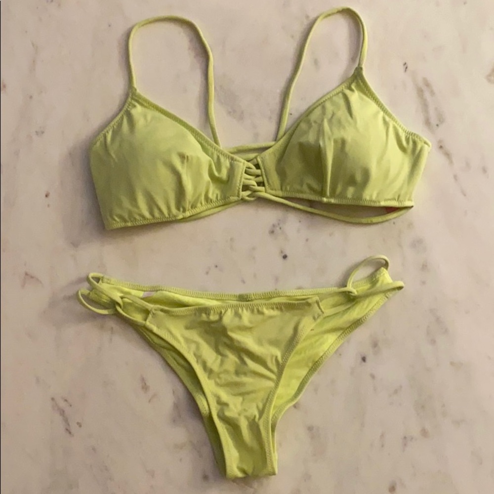 VICTORIAS SECRET NEON GREEN BIKINI SET